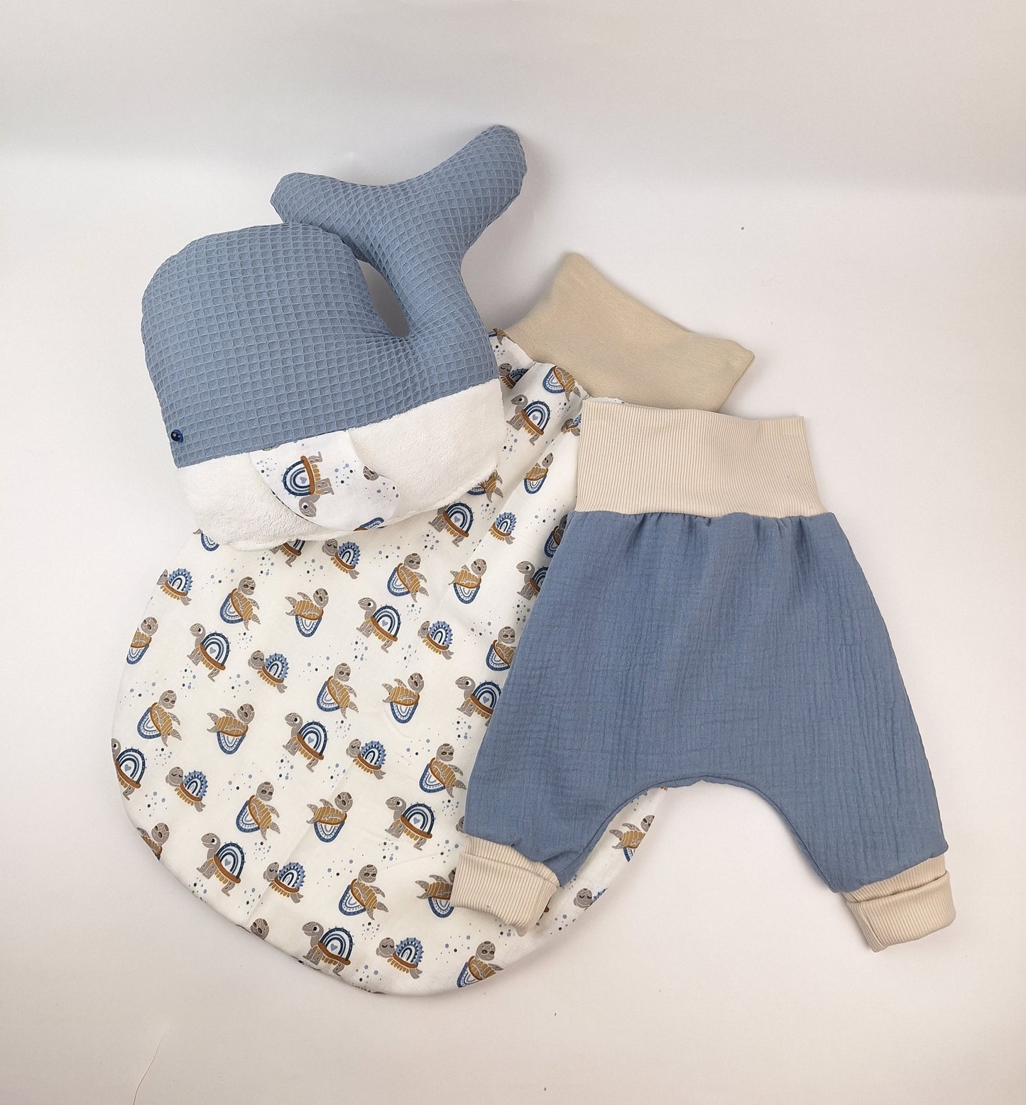 Musselinhose mit Latz