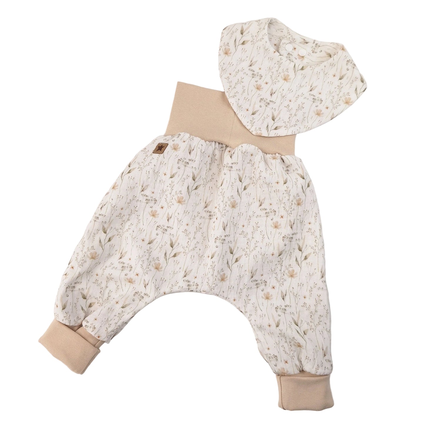 Musselinhose mit Latz