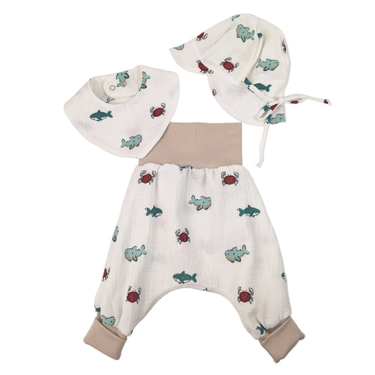 Muslin trousers with bib