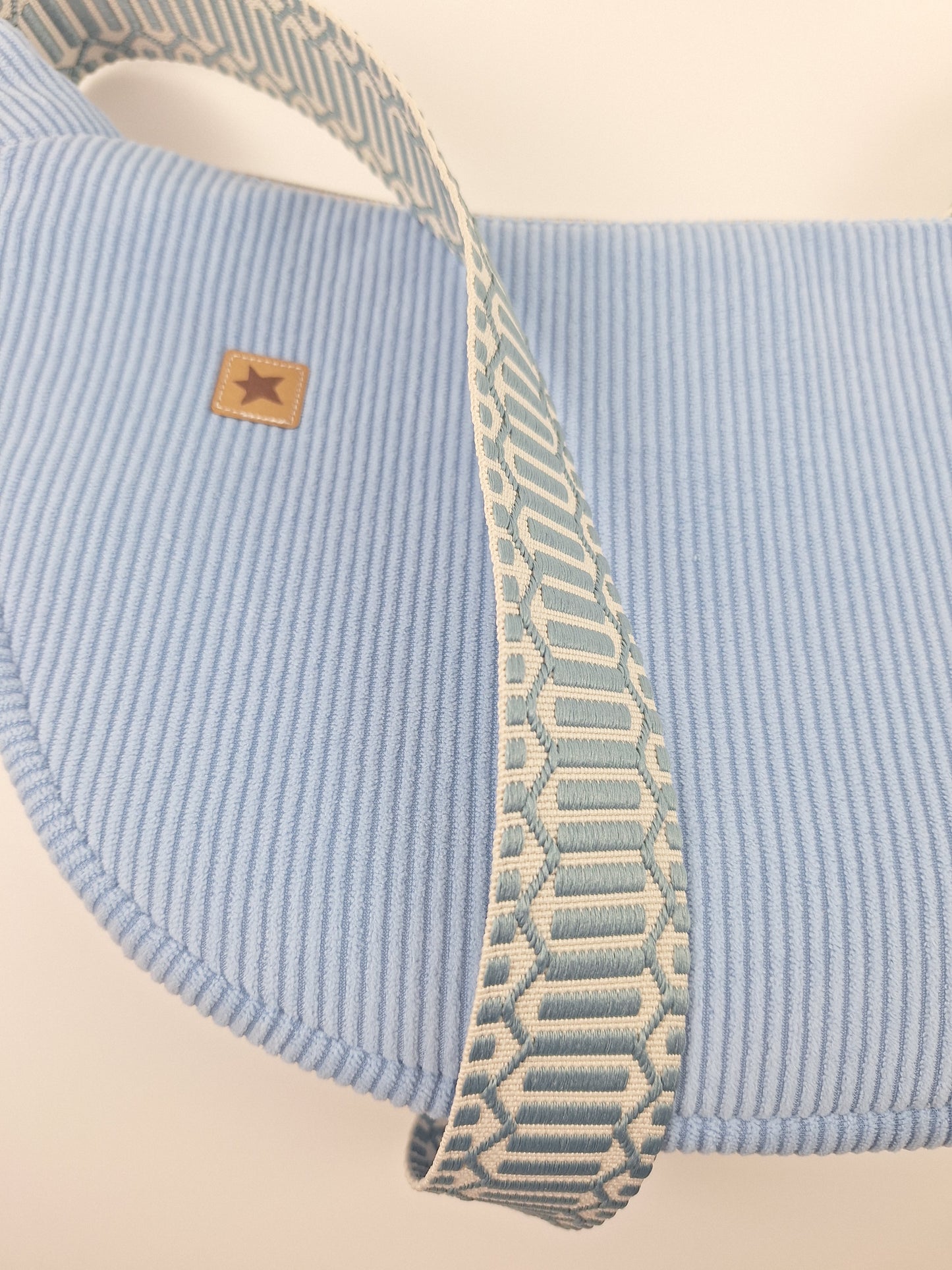 Tasche Babycord hellblau